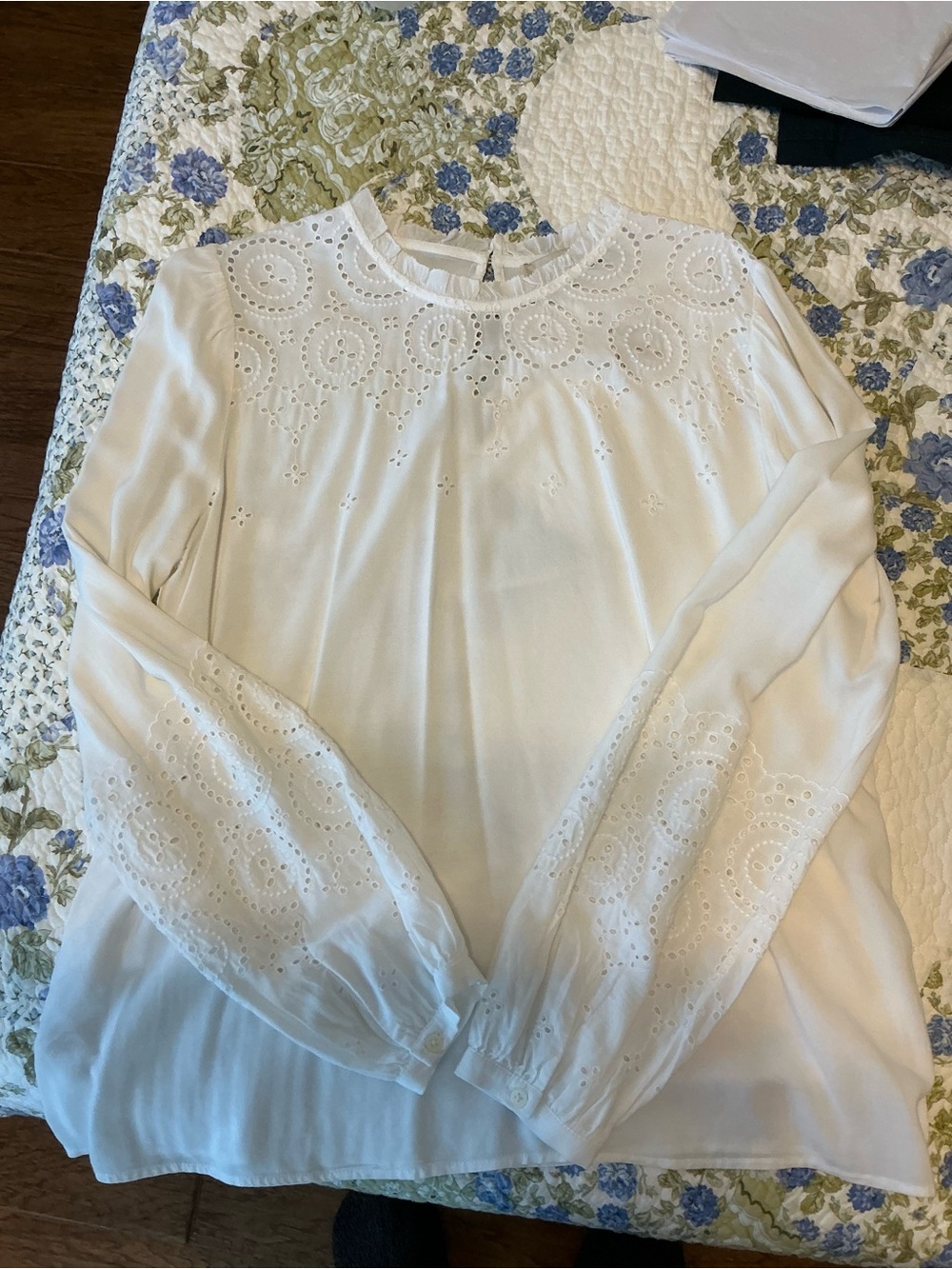 LOFT White Eyelet Round-Neck Long Sleeve Blouse
